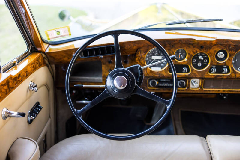 1967 Rolls-Royce Phantom