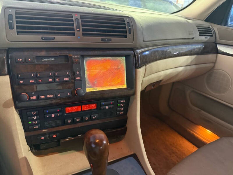 2000 BMW 7 Series 740iL