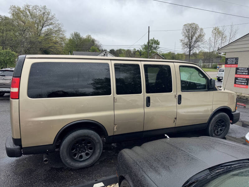 2011 Chevrolet Express LS 1500