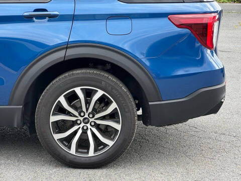 2023 Ford Explorer ST