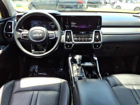 2023 Kia Sorento SX