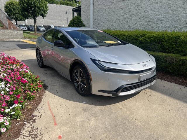 2025 Toyota Prius XLE