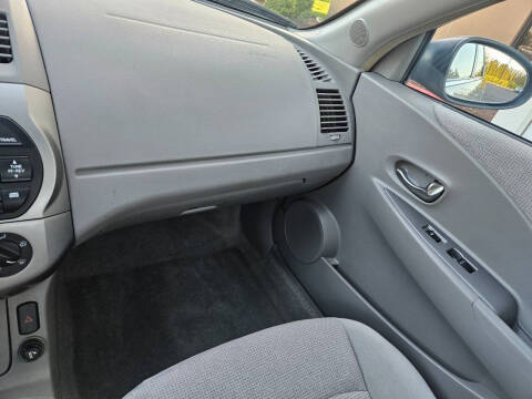 2004 Nissan Altima 3.5 SE