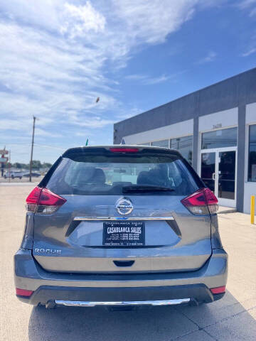 2017 Nissan Rogue SV