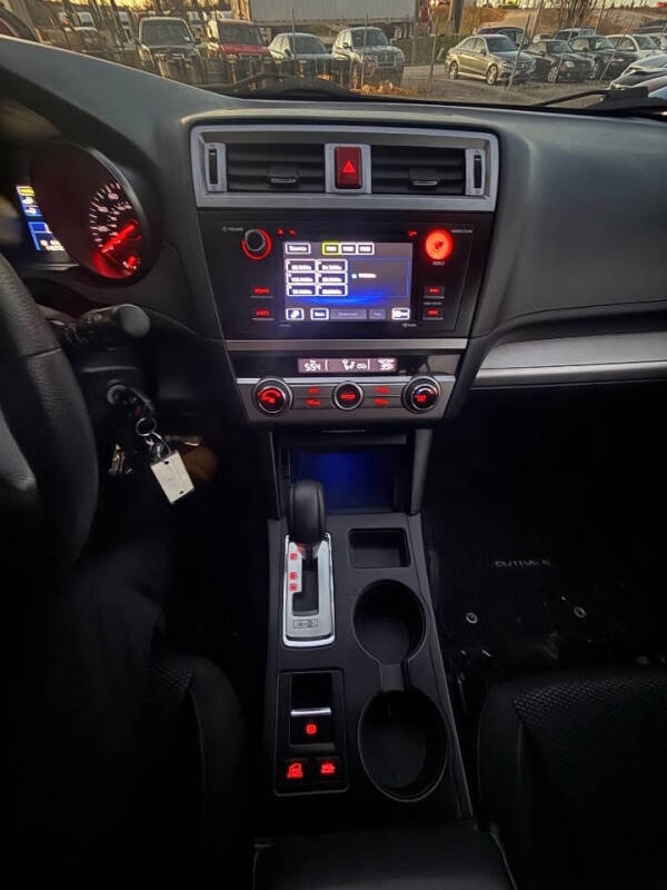 2015 Subaru Outback 2.5i