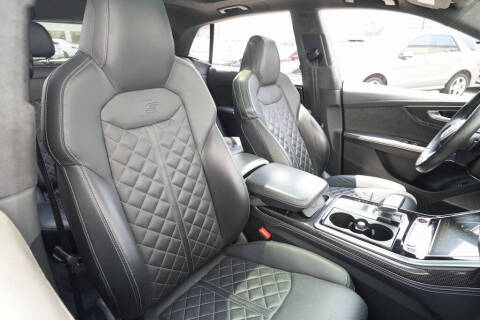 2022 Audi SQ8 4.0T quattro Prestige