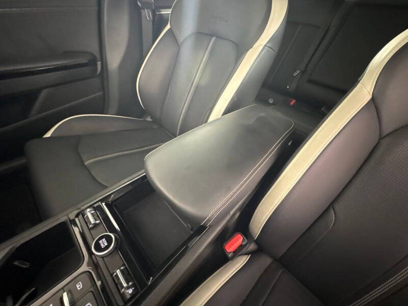 2025 Kia K5