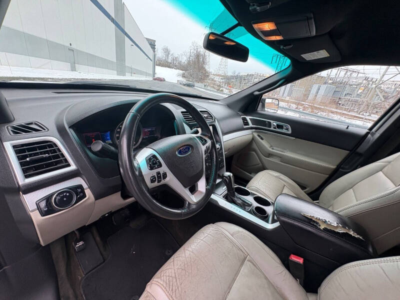 2013 Ford Explorer XLT