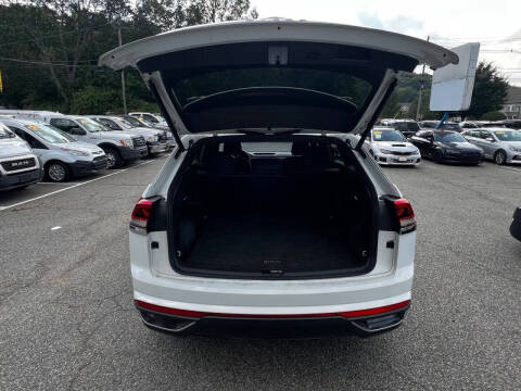 2020 Volkswagen Atlas Cross Sport SE 4Motion