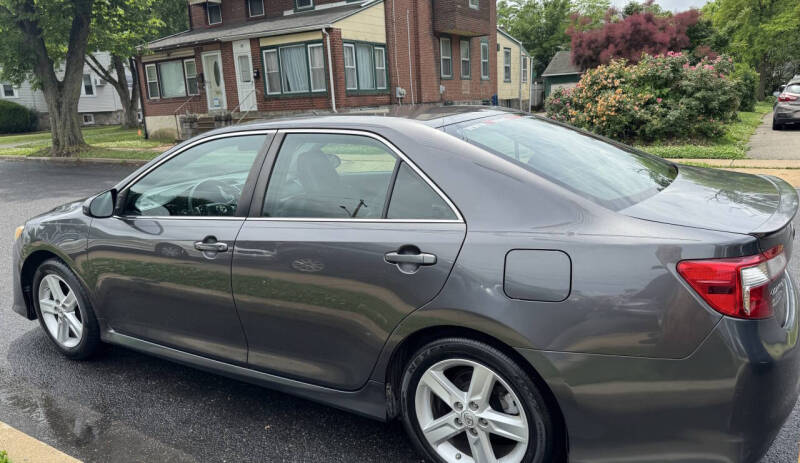 2013 Toyota Camry LE