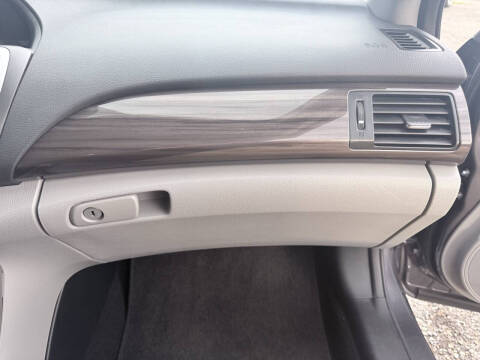 2017 Honda Accord EX-L w/Navi w/Honda Sensing