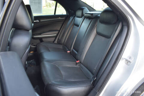 2011 Chrysler 300 C
