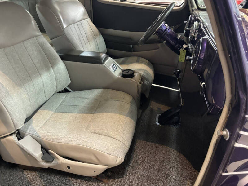 1939 Studebaker Starlight