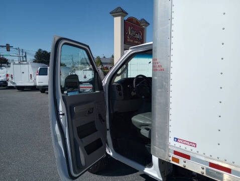 2018 Ford E-Series E-350 SD