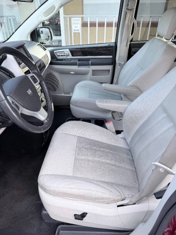 2010 Dodge Grand Caravan SXT