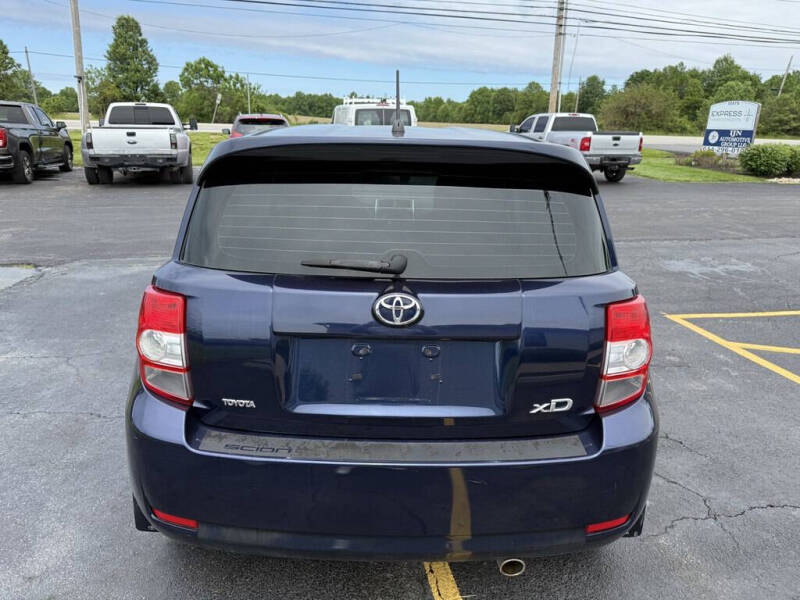 2010 Scion xD