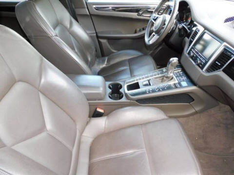 2015 Porsche Macan S