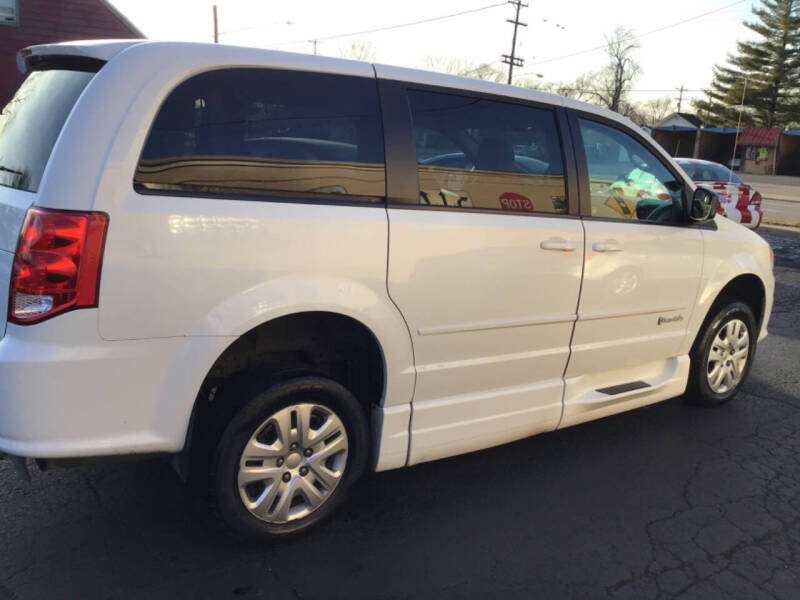 2015 Dodge Grand Caravan SE