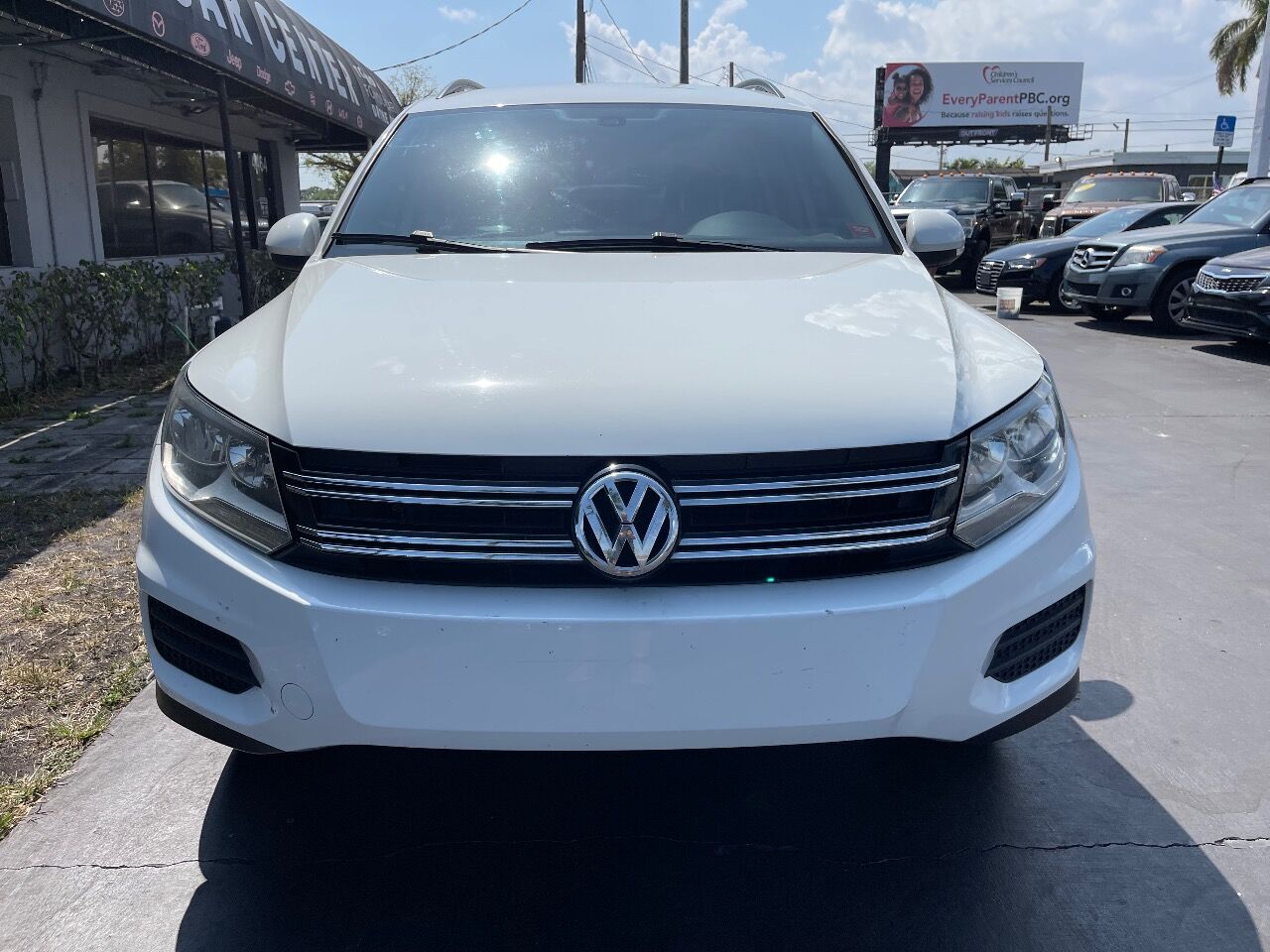 2016 Volkswagen Tiguan  - $10,900