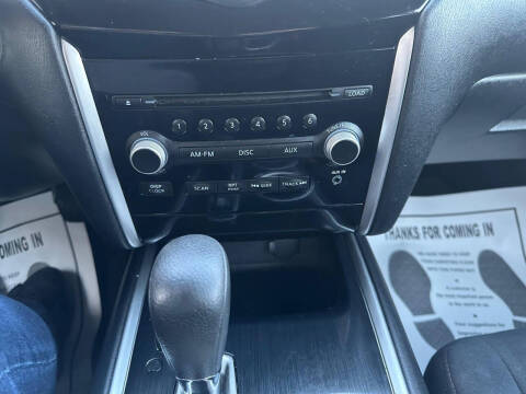 2016 Nissan Pathfinder S