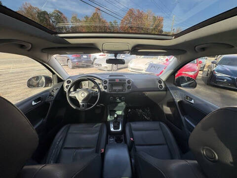 2011 Volkswagen Tiguan SEL