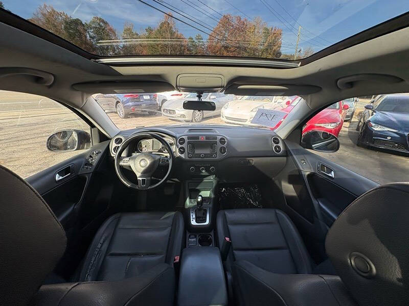 2011 Volkswagen Tiguan SEL