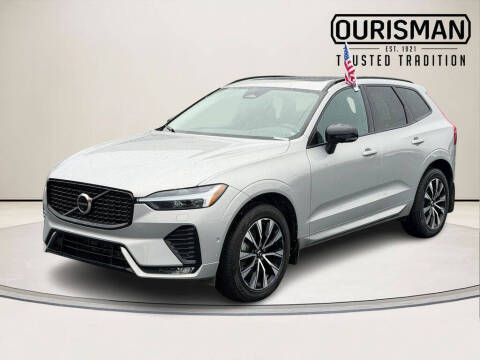 2023 Volvo XC60 B5 Plus Dark Theme