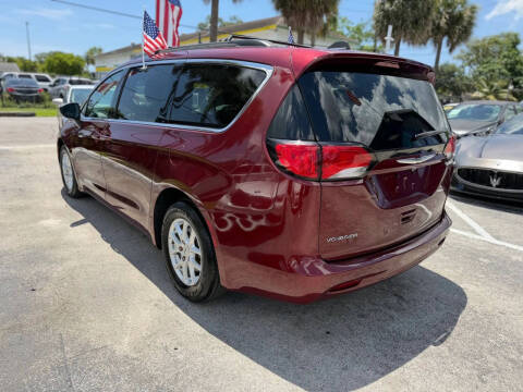 2021 Chrysler Voyager LXi