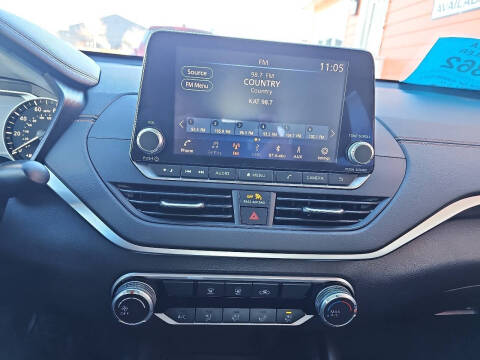 2021 Nissan Altima 2.5 SR