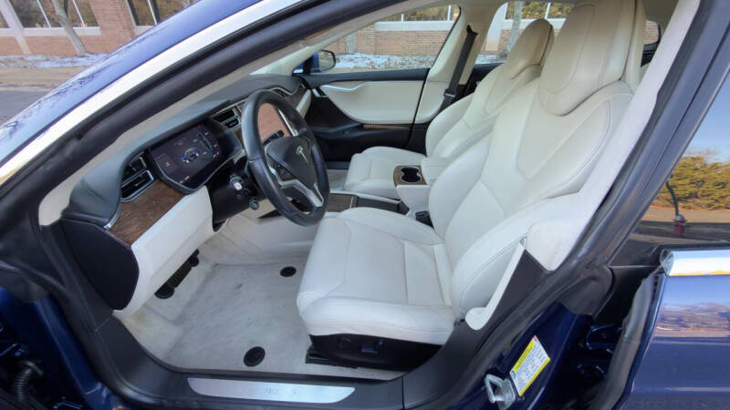 2017 Tesla Model S 75D