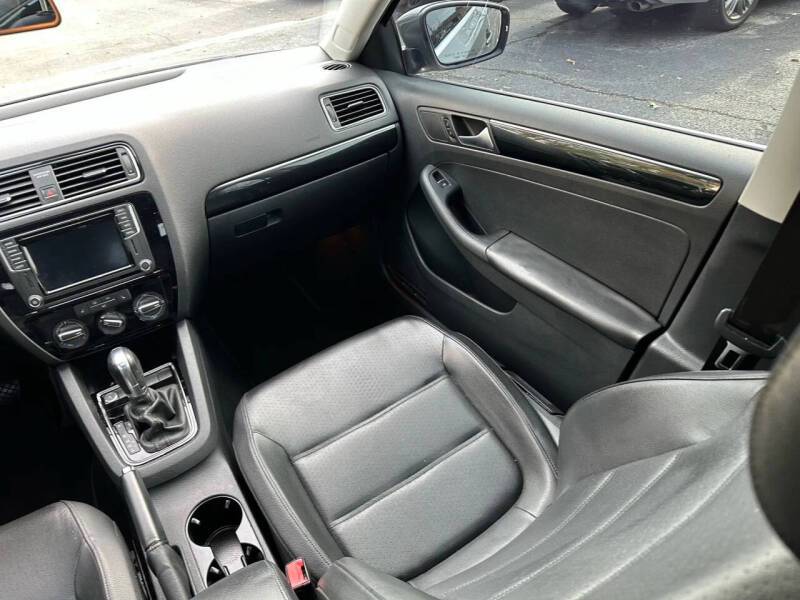 2016 Volkswagen Jetta