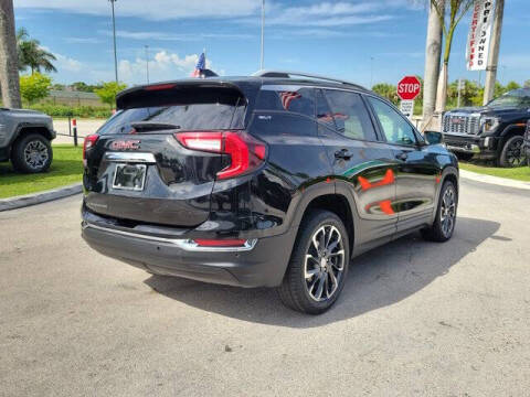 2023 GMC Terrain SLT