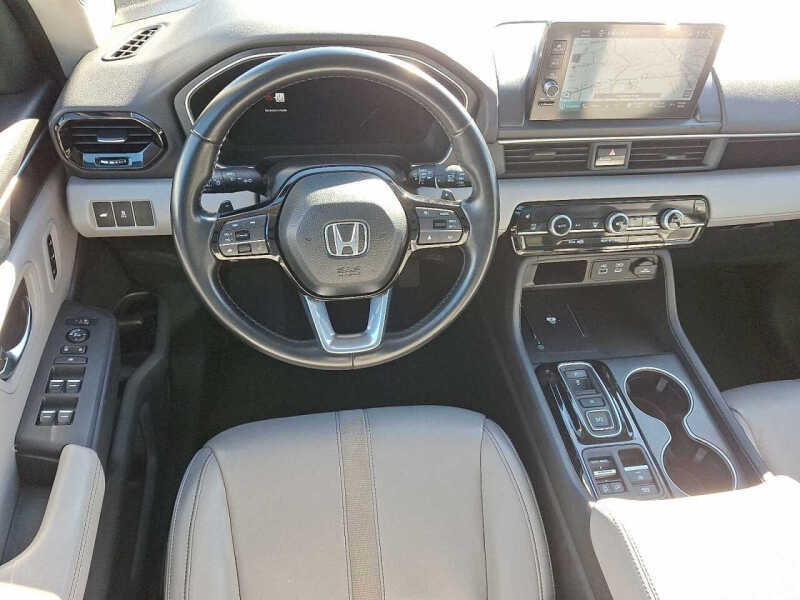 2023 Honda Pilot Touring