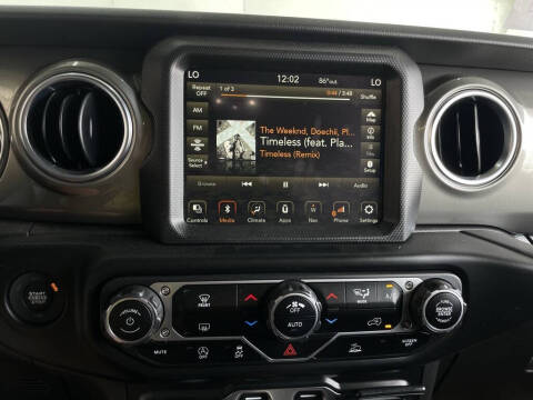 2023 Jeep Gladiator Overland