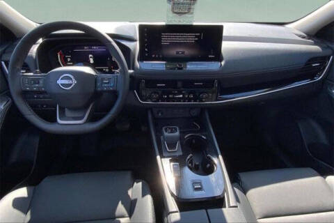 2025 Nissan Rogue SL
