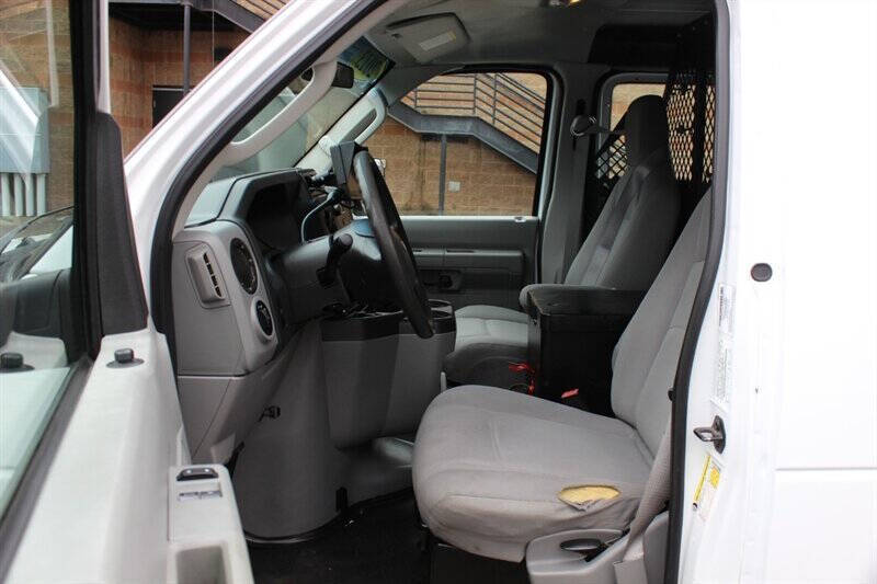 2013 Ford E-Series E-150
