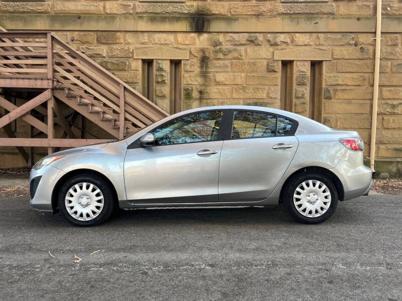 2011 Mazda MAZDA3 i Sport