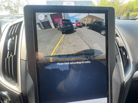 2023 Ford Edge SE