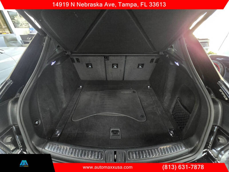 2021 Porsche Macan S