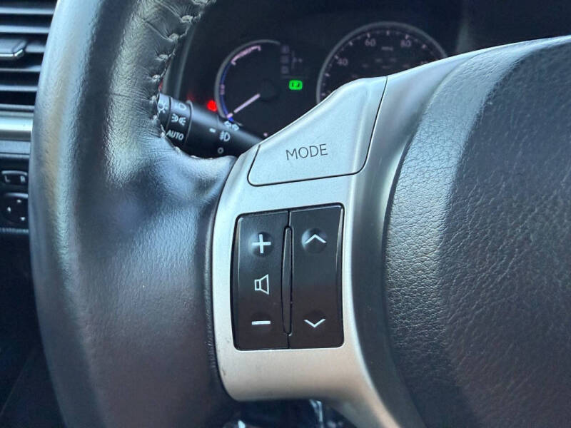 2011 Lexus CT 200h Premium