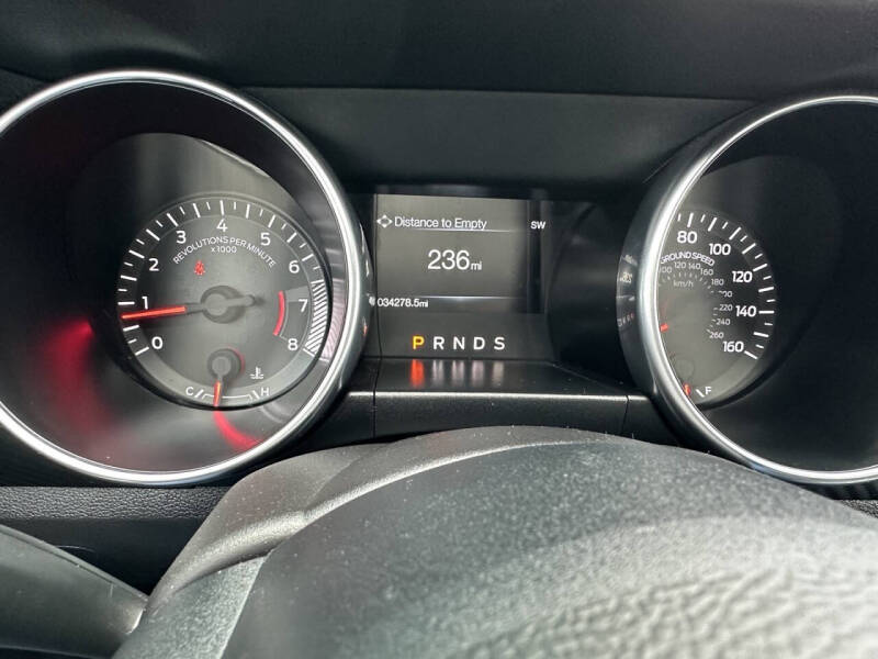 2021 Ford Mustang EcoBoost