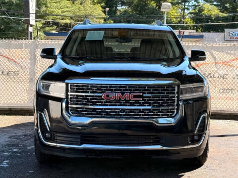 2022 GMC Acadia Denali