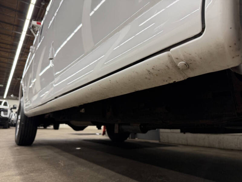 2016 GMC Savana 2500