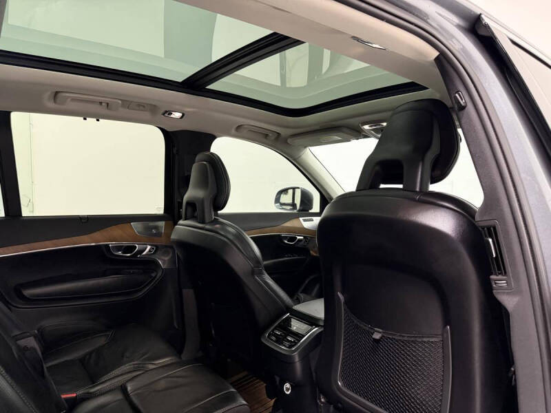 2018 Volvo XC90 T6 Inscription