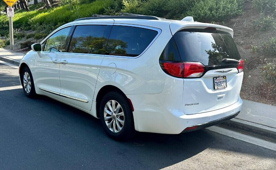 2017 Chrysler Pacifica for sale at GREEN AUTOMOTIVE, LLC in Costa Mesa, CA