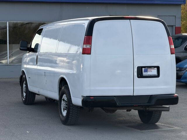 2017 Chevrolet Express 2500