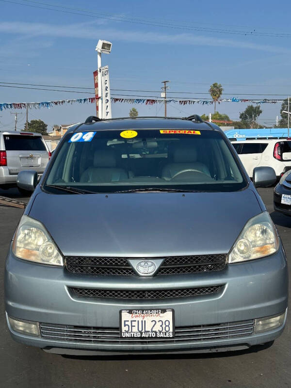 2004 Toyota Sienna XLE 7 Passenger