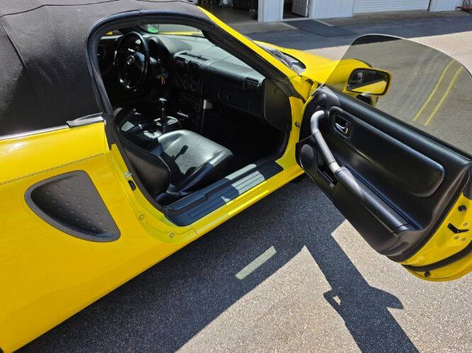 2001 Toyota MR2