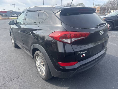 2016 Hyundai Tucson SE