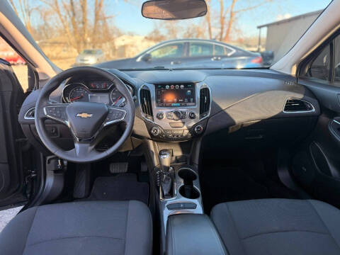 2018 Chevrolet Cruze LT Auto